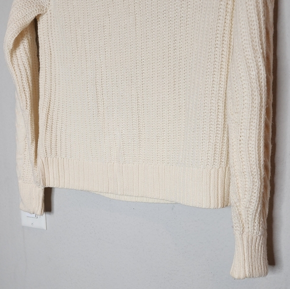 J. Crew Lambs-wool blend Cream Pom-pom cable-knit sweater. Size XS - Picture 12 of 16